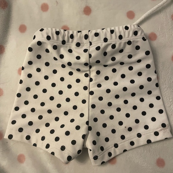 Imagine Perry family swimsuit set as seen on Jillian Harris - Picture 9 of 12